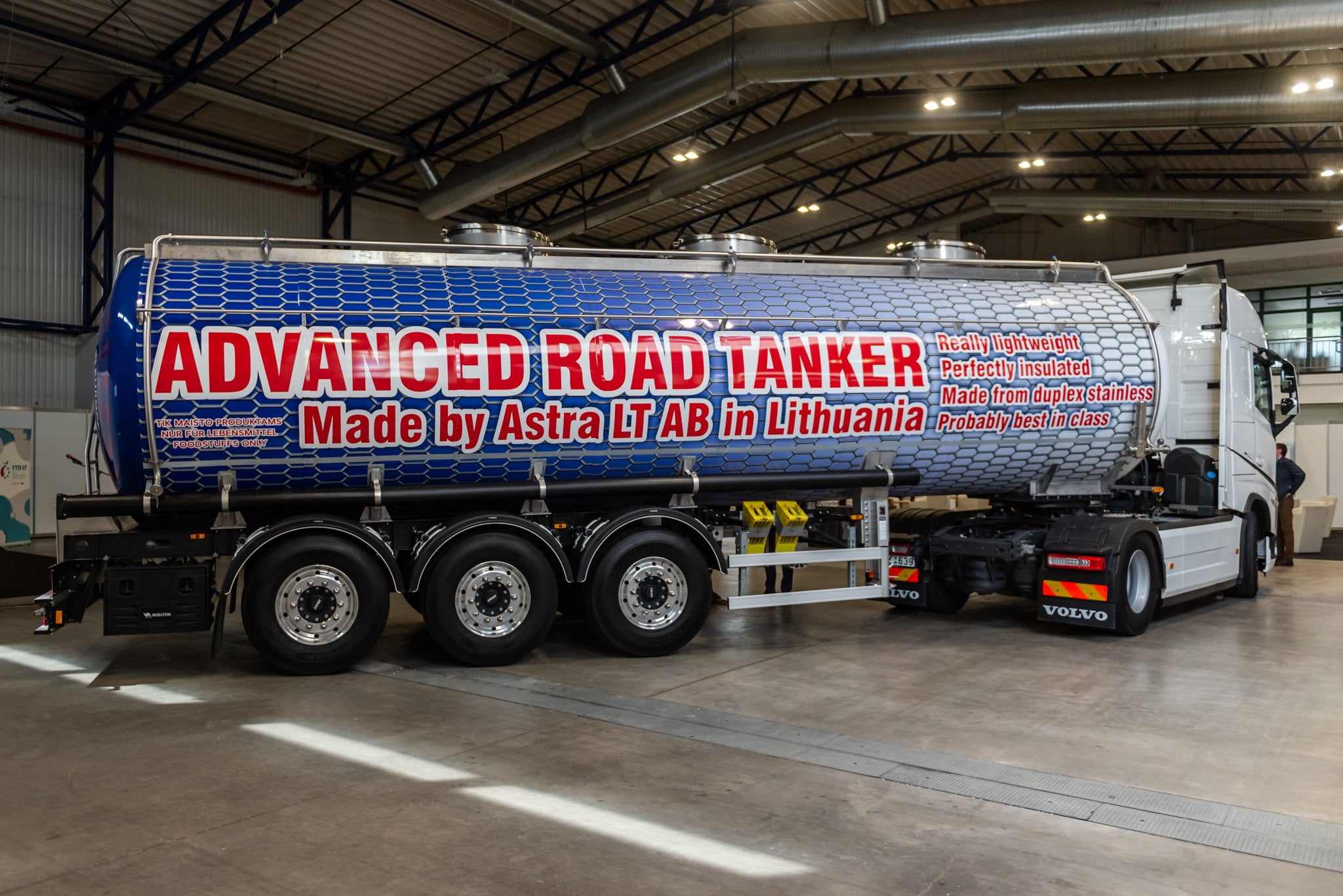 FTD LT Cluster’s EXPO Group Member’s Astra LT AB Road Tankers – Lightweight and High-Capacity Transport Solutions